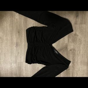 sinched long sleeve cropped shirt.